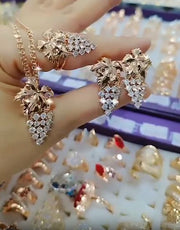 Jewellery Sets for Women Gold Plated Pearl Studded Necklace Jewellery Set with Earrings bengal ring for Girls/Women